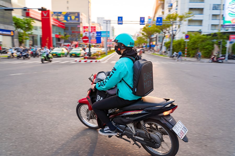 Nằm mơ xe máy ngụ ý điềm tốt hay xấu? Nên đánh con số may mắn tiền tài bao nhiêu?