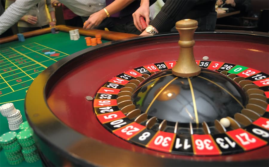 Các hình thức đặt cược cùng với cách chơi Roulette chi tiết